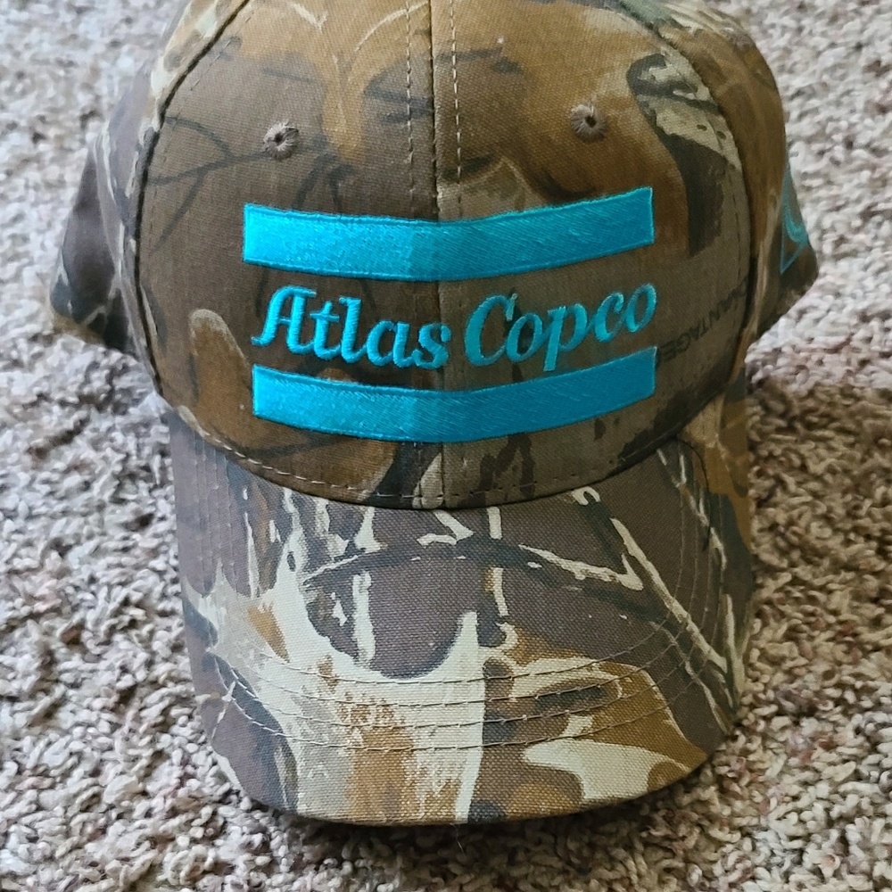 Atlas Hat